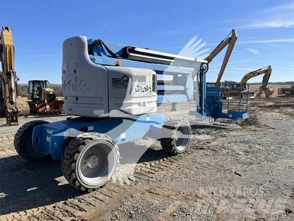 Genie Z60/34 Karos emelők