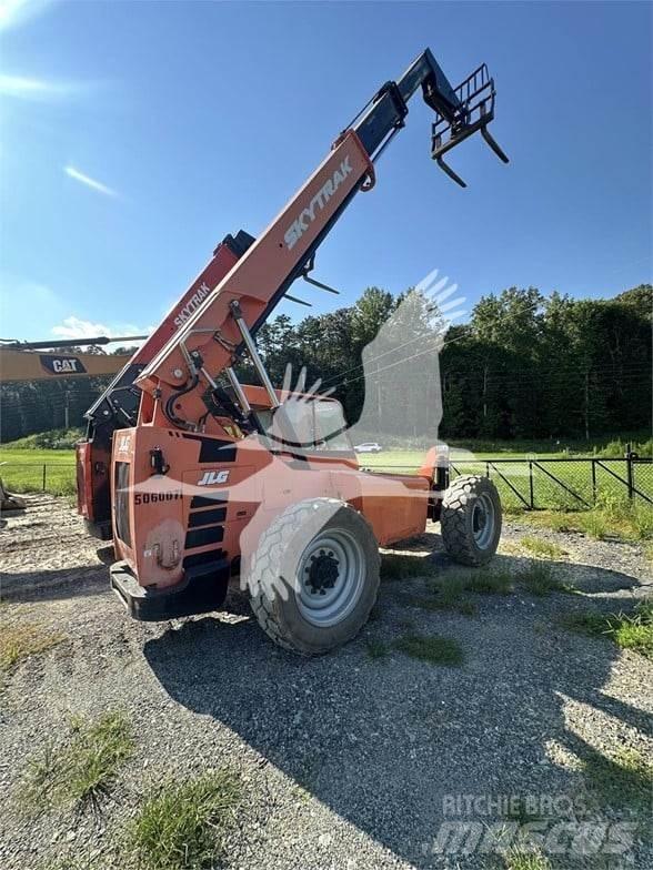 SkyTrak 6042 Teleszkópos rakodók