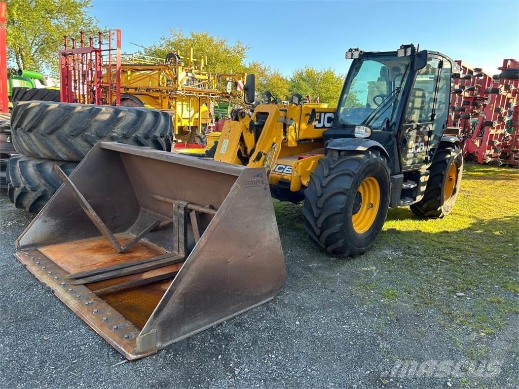 JCB 541-70 AGRIPRO Teleszkópos emelők