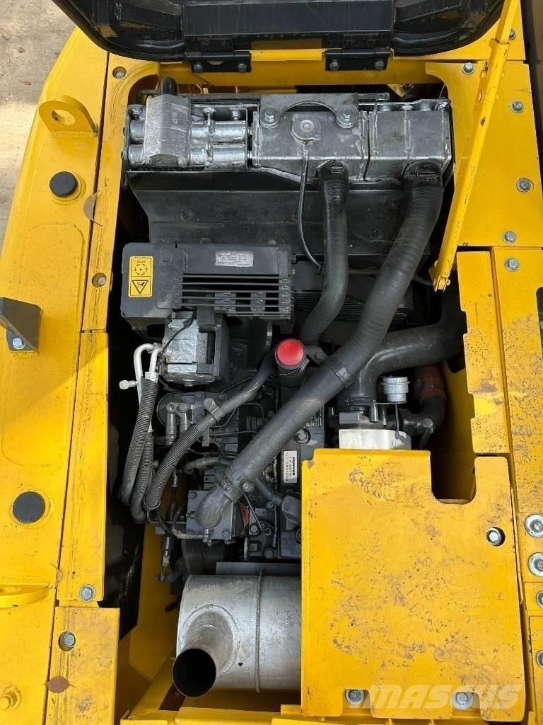 Komatsu PC 130 Lánctalpas kotrók