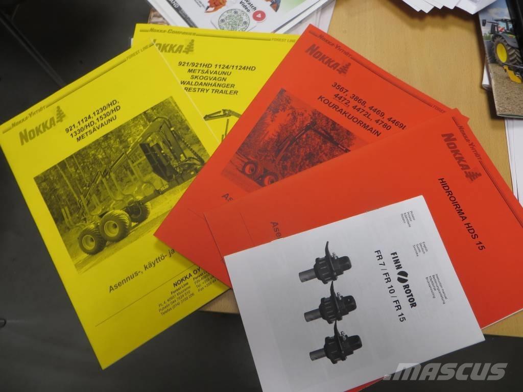 Nokka 4472 + MV1124 Erdészeti pótkocsik