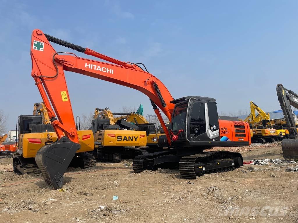 Hitachi ZX 240 Lánctalpas kotrók