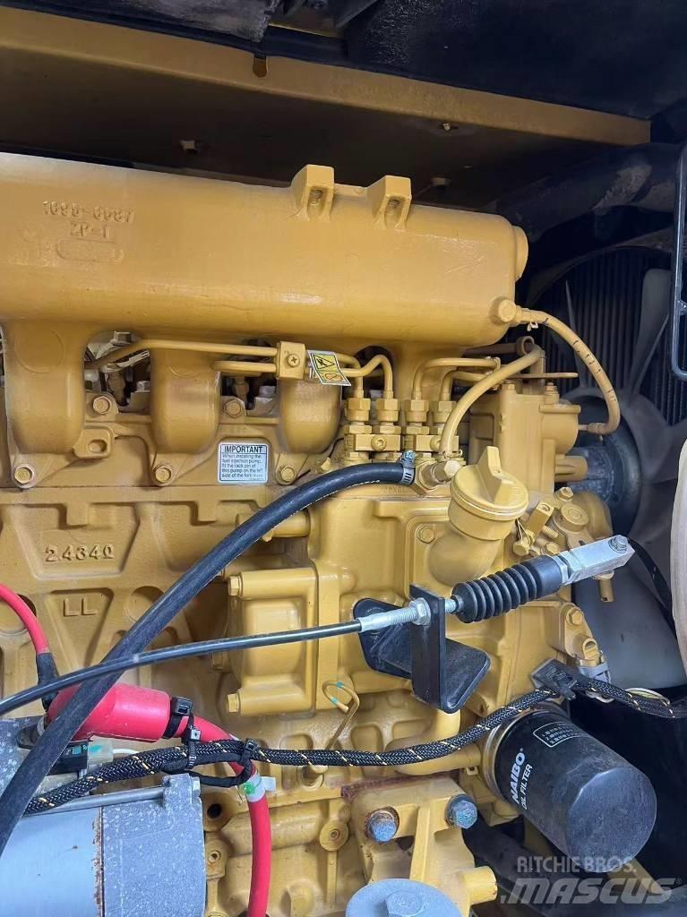 CAT 307.5 Lánctalpas kotrók