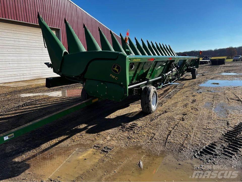 John Deere 716c Kombájn adapterek