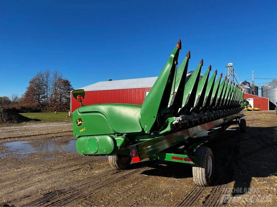 John Deere 716c Kombájn adapterek