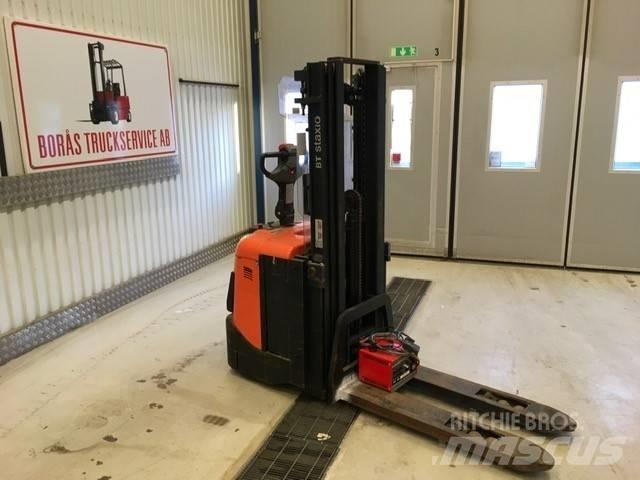 BT SPE 125 L Gyalogkíséretű targonca