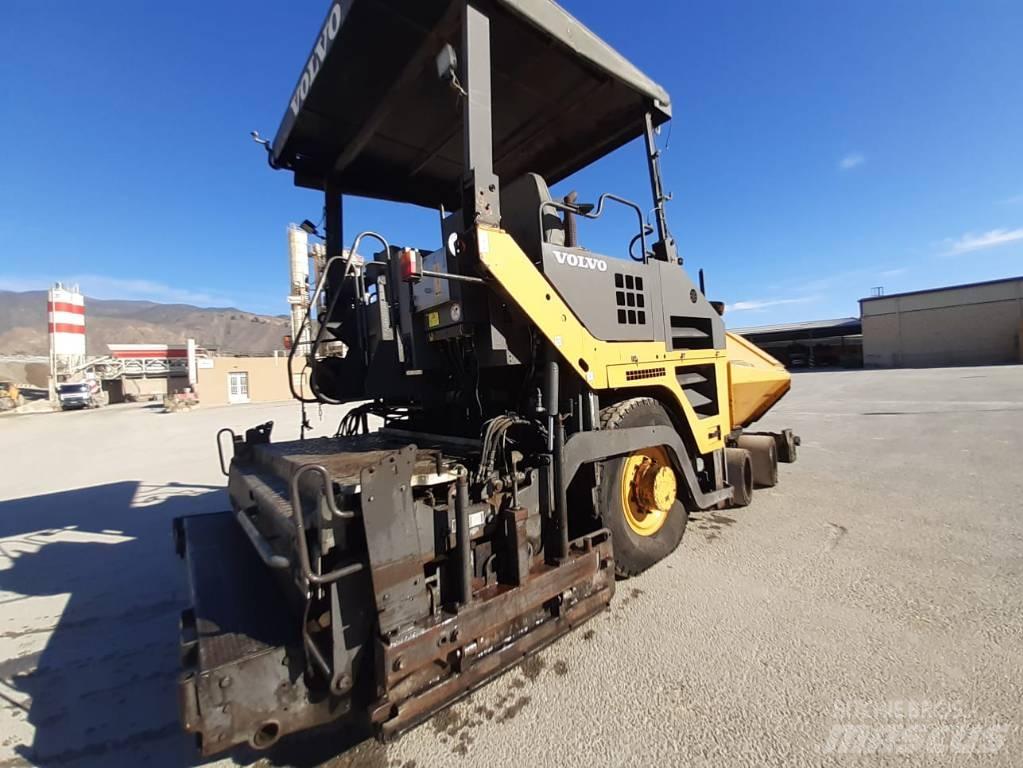 Volvo ABG 6870 Aszfalt terítõ gépek