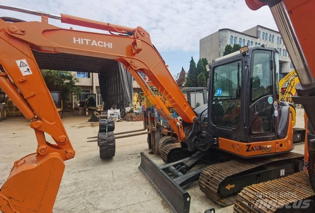 Hitachi ZX 65 Mini kotrók < 7t