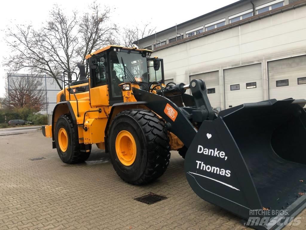 Hyundai HL975ACVT Teleszkópos gumikerekes rakodók
