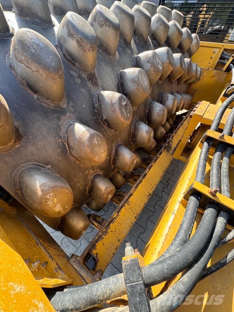 CAT CP 68 B Talajtömörítő gépek