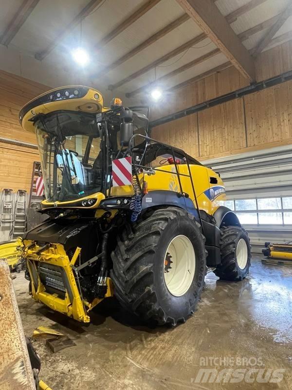 New Holland FR 650 Önjáró szecskázók