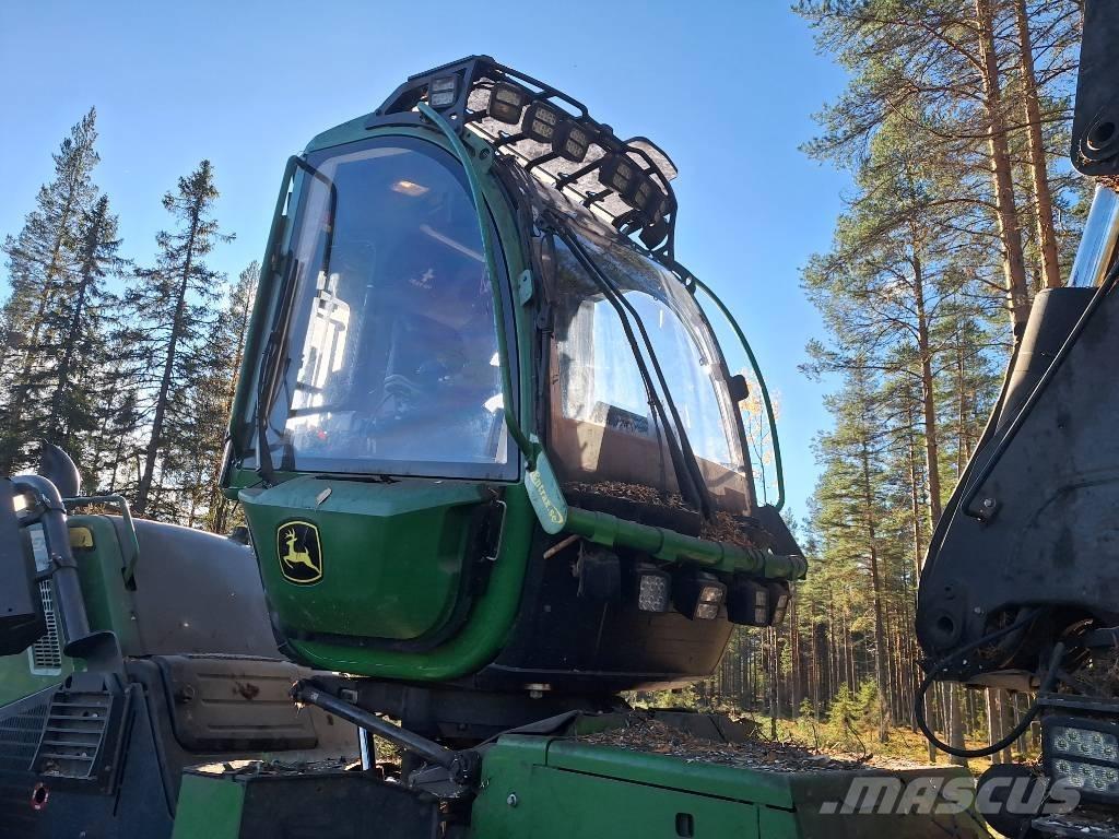 John Deere 1170G Betakarítók