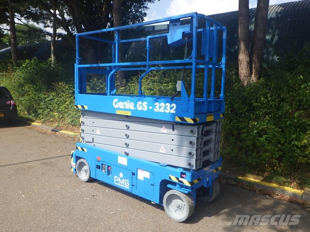 Genie GS3232 Ollós emelők