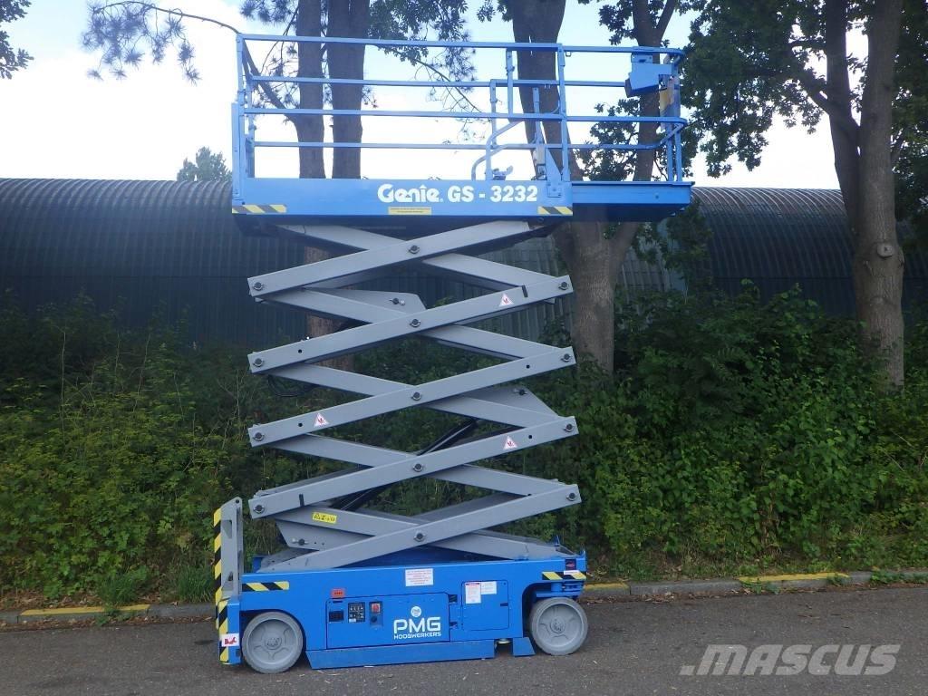 Genie GS3232 Ollós emelők