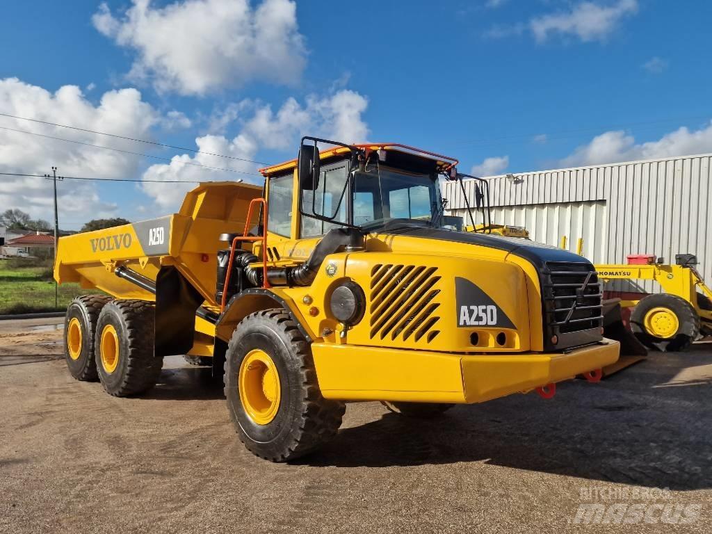Volvo A 25 D Csuklósdömperek