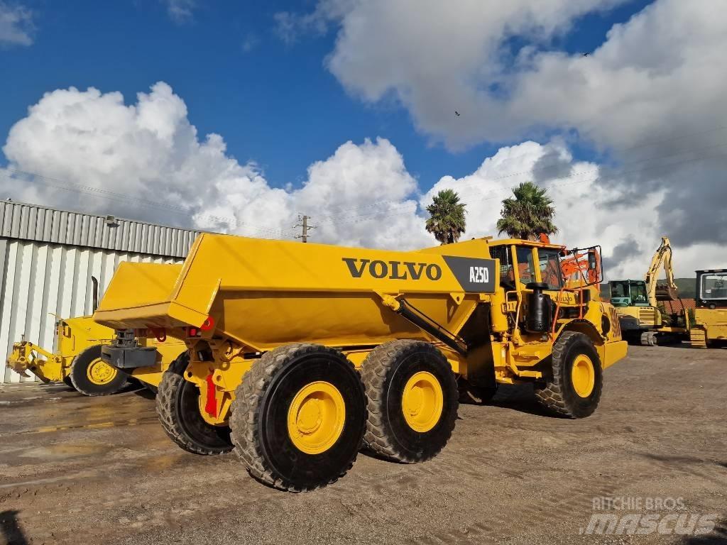 Volvo A 25 D Csuklósdömperek