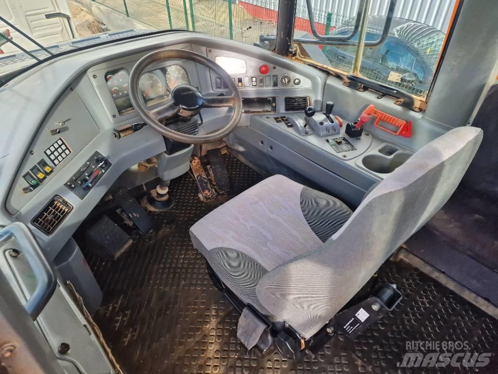 Volvo A 25 D Csuklósdömperek