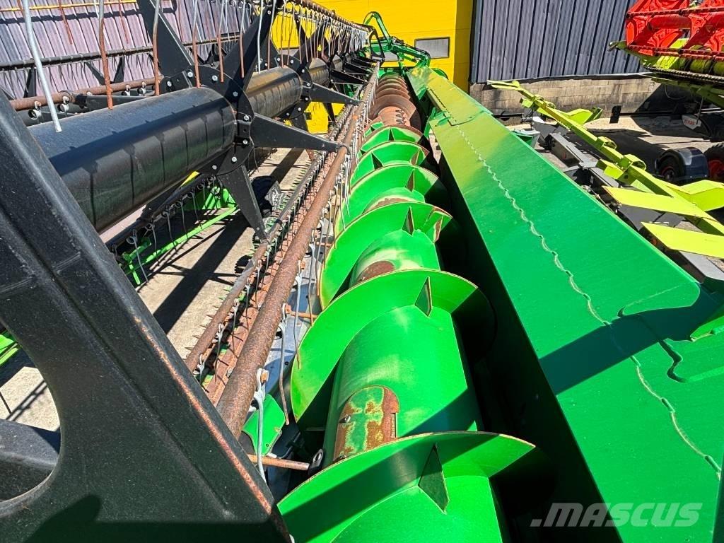 John Deere S 690 i Kombájnok