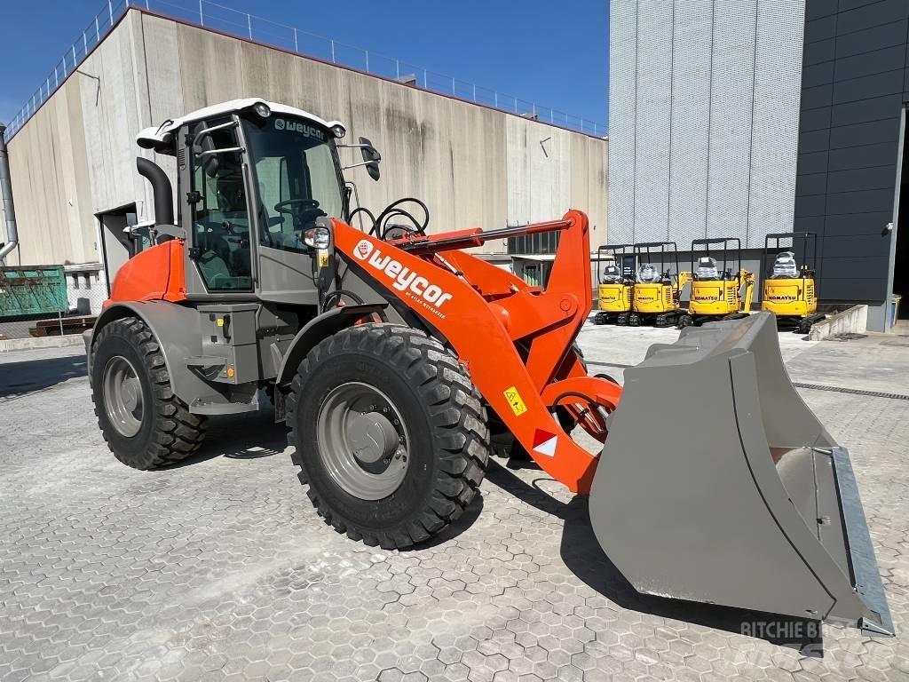 Weycor AR 580 Gumikerekes homlokrakodók