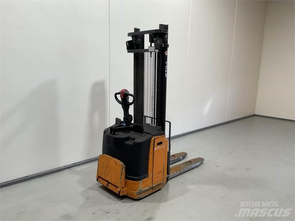 Still EFGV S14 Elektromos gyalogkíséretű targoncák