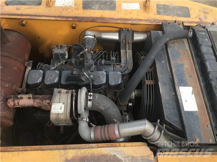 Hyundai R220LC-7 Lánctalpas kotrók