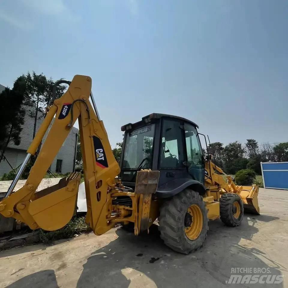 CAT 420 F Kotrórakodók
