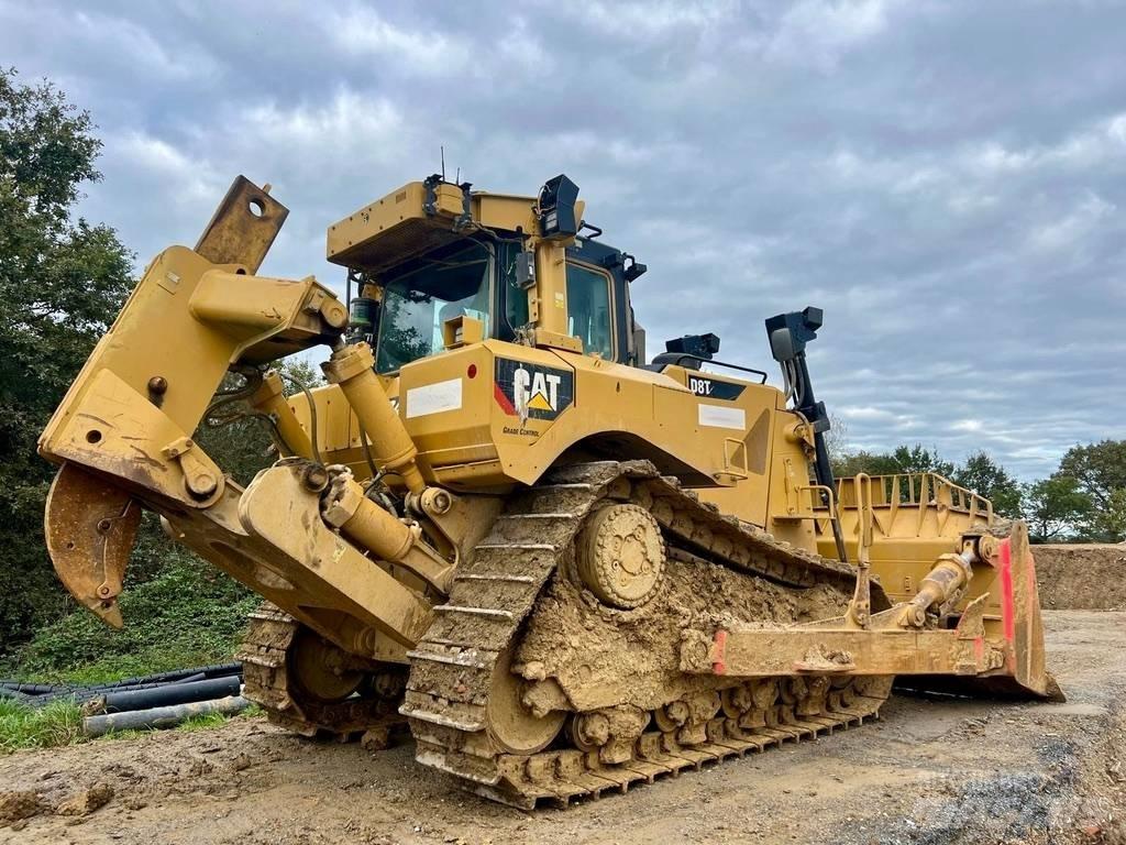 CAT D 8 T lánctalpas dózerek