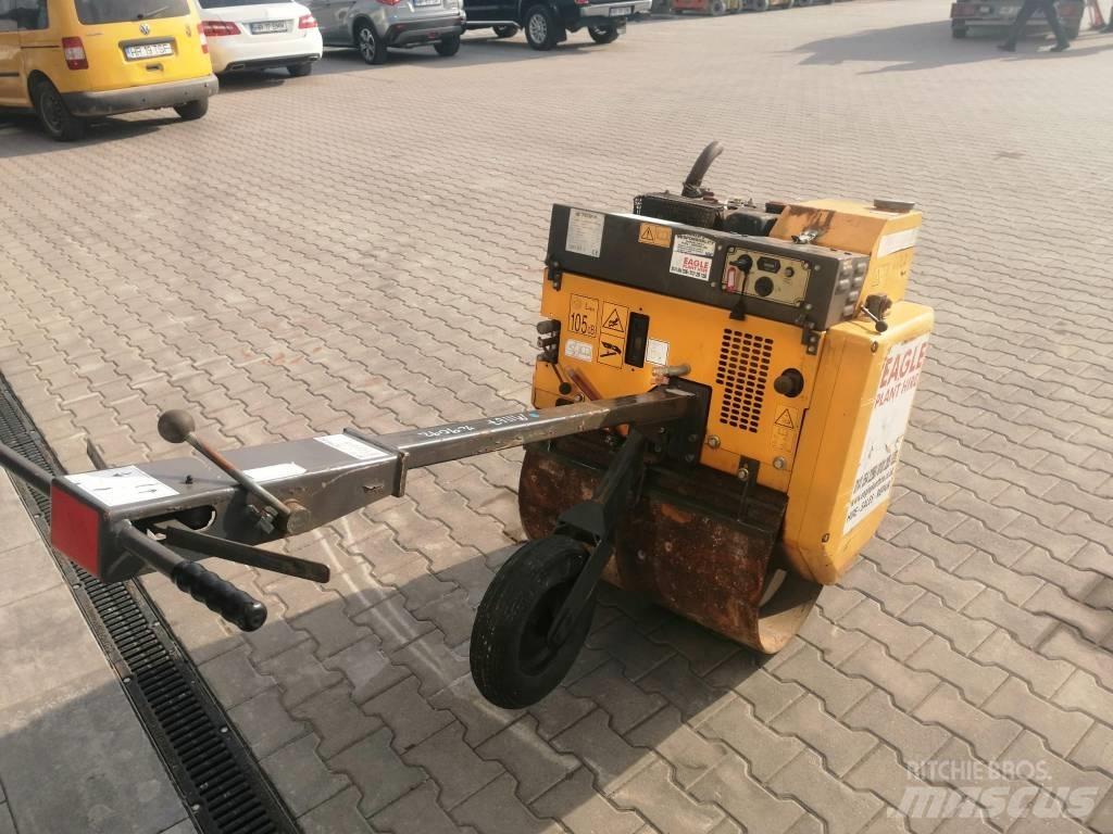 Terex MBR71 Egydobos hengerek