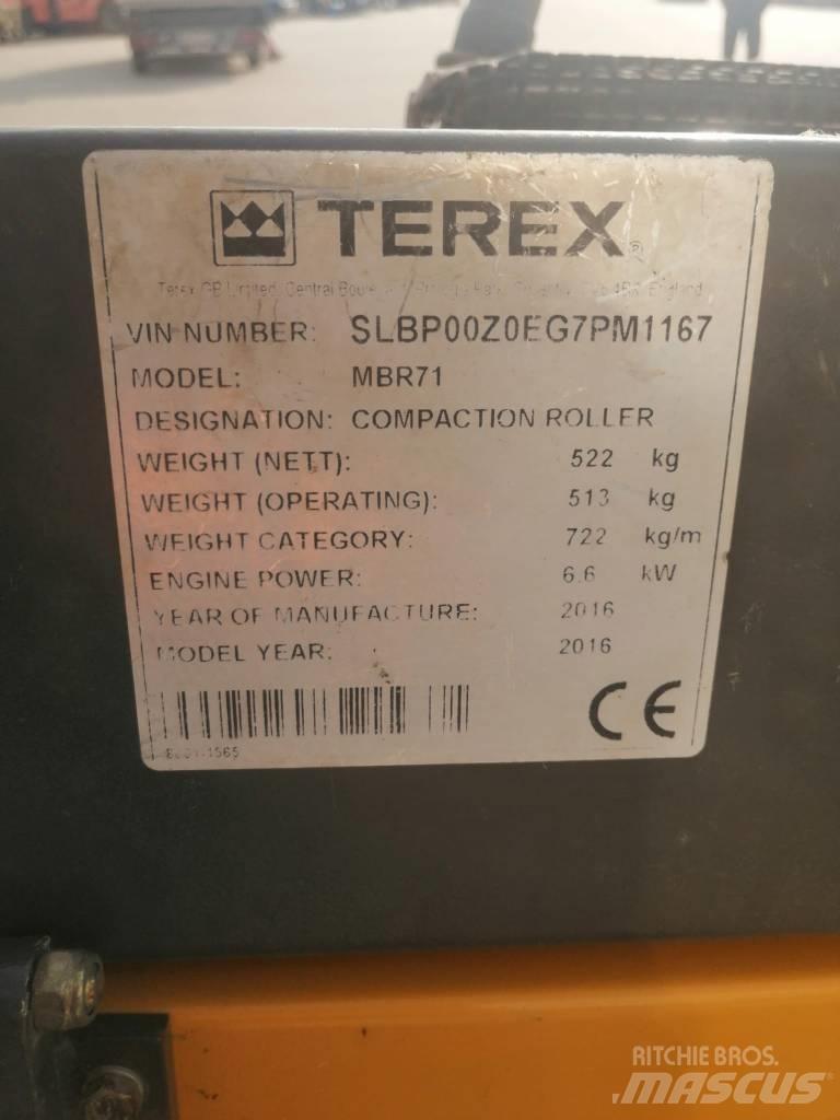 Terex MBR71 Egydobos hengerek