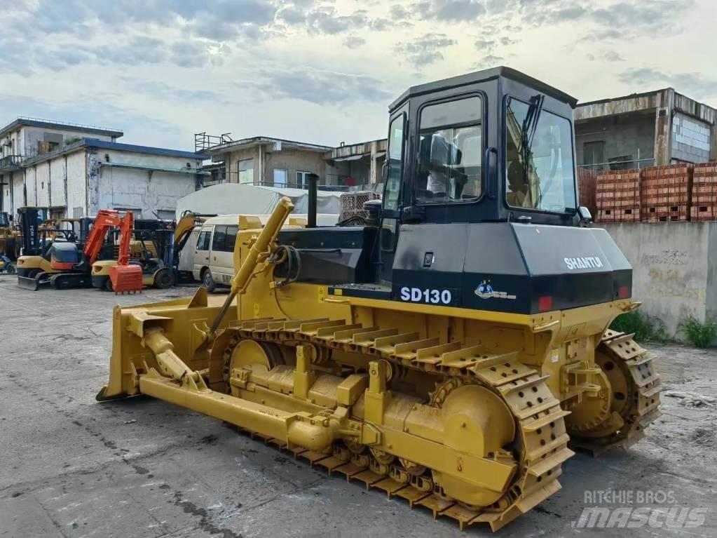 Shantui SD13 lánctalpas dózerek