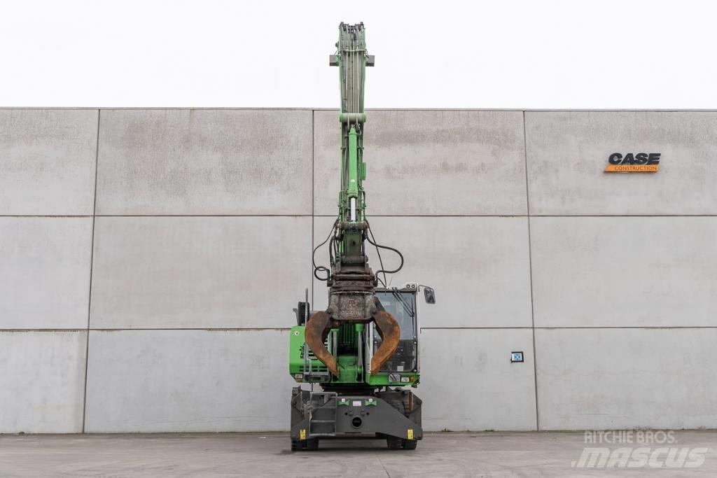 Sennebogen 821 E Gumikerekes kotrók