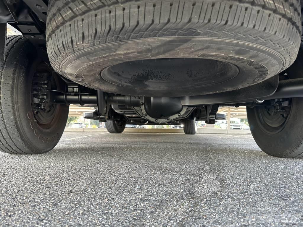 Ford F 250 SD Kis teherszállító/Platós kocsi