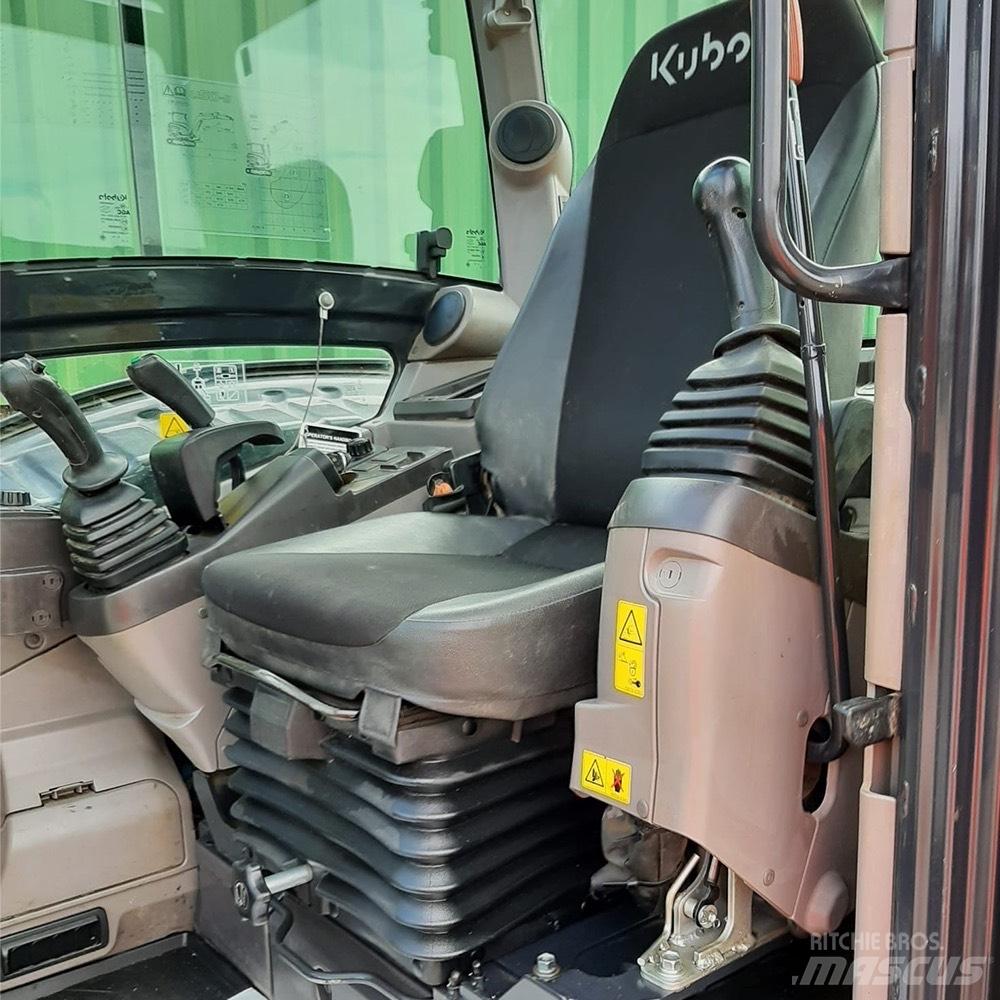 Kubota U50-5 Mini kotrók < 7t