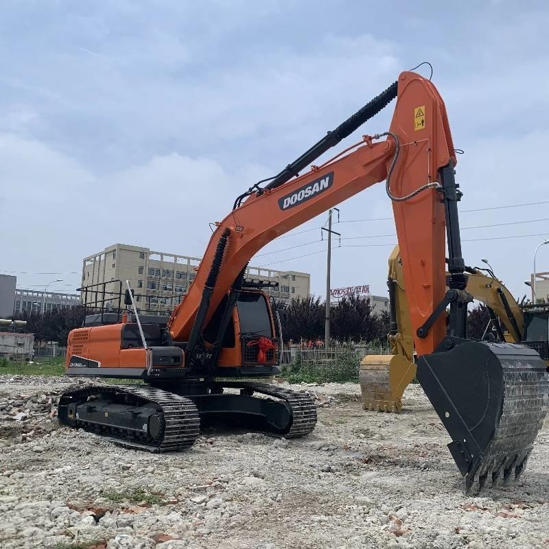 Doosan DX 300 Lánctalpas kotrók