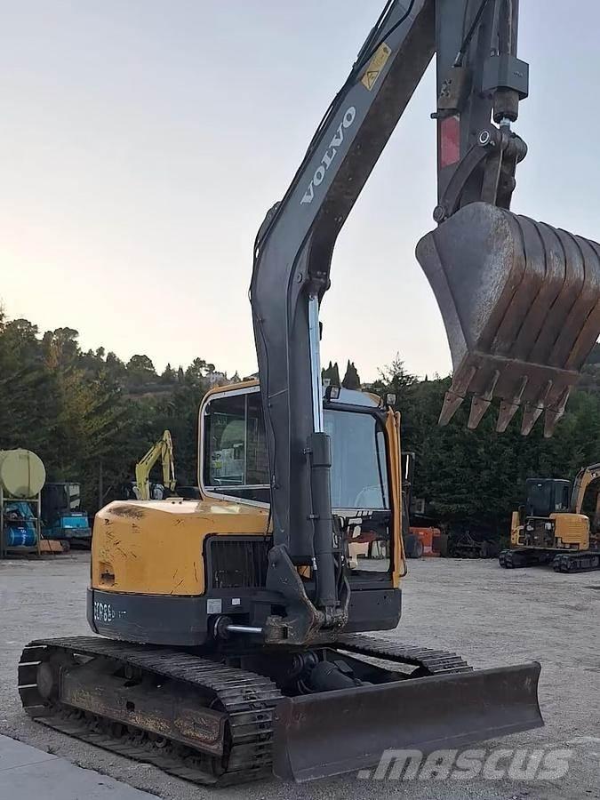 Volvo ECR88PLUS Közepes (midi) kotrók 7 t - 12 t