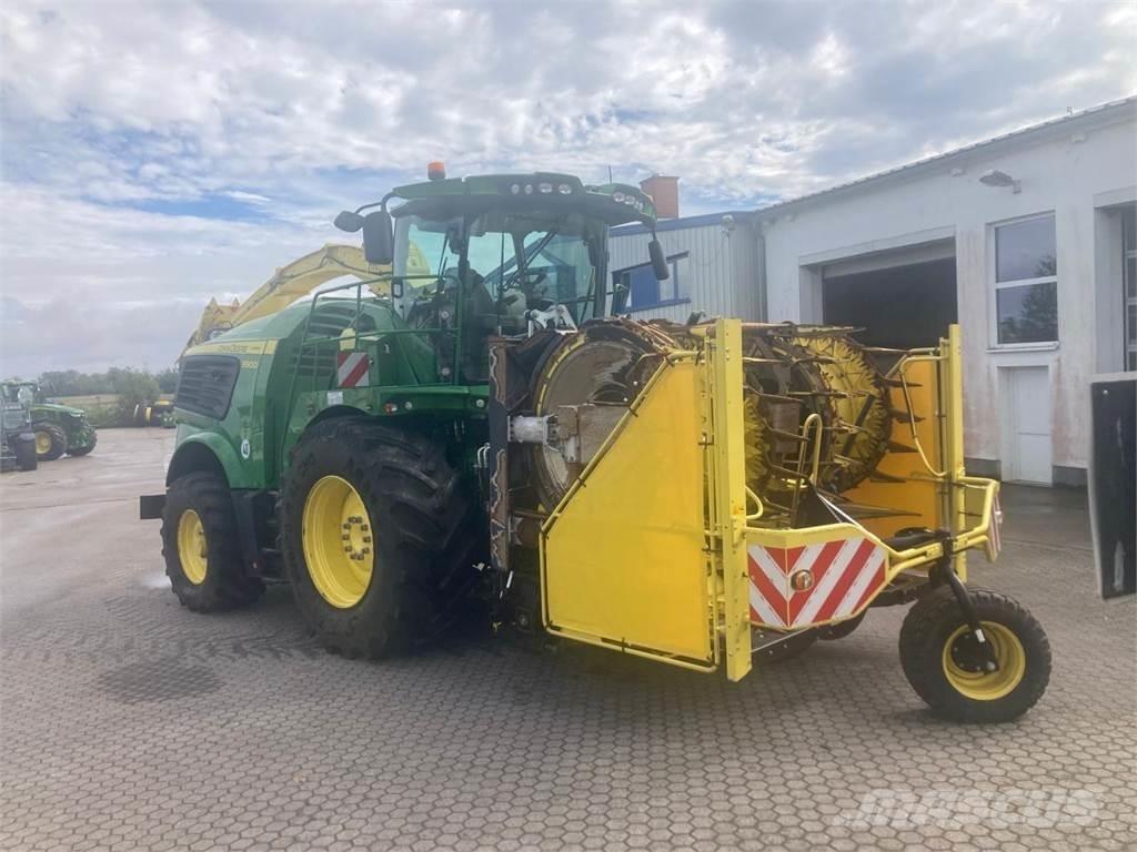 John Deere 9900i Önjáró szecskázók