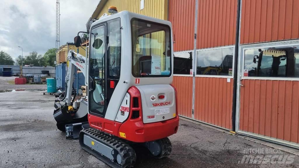 Takeuchi TB 320 Mini kotrók < 7t