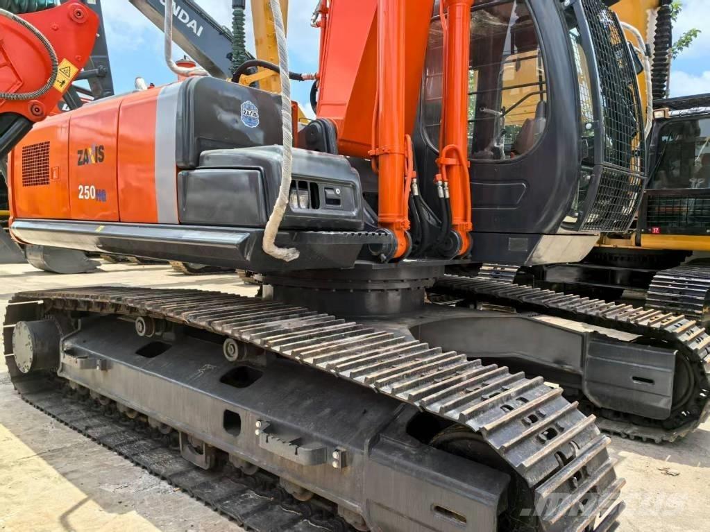 Hitachi ZX 250-3 G Közepes (midi) kotrók 7 t - 12 t