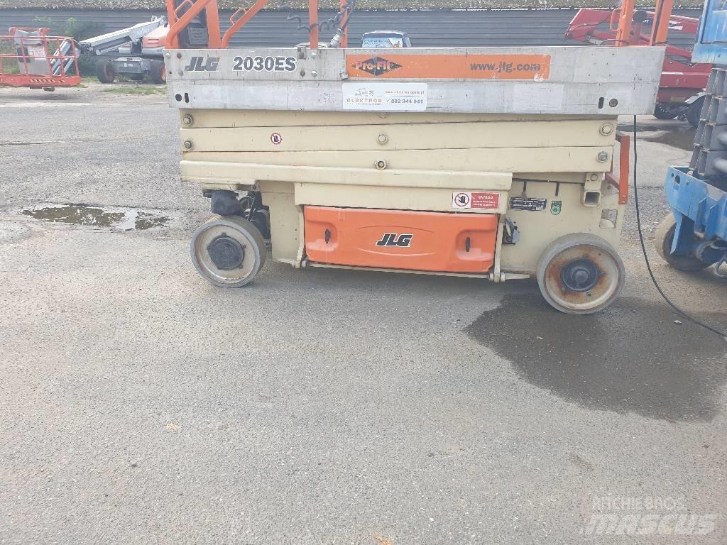 JLG 2030 ES Ollós emelők