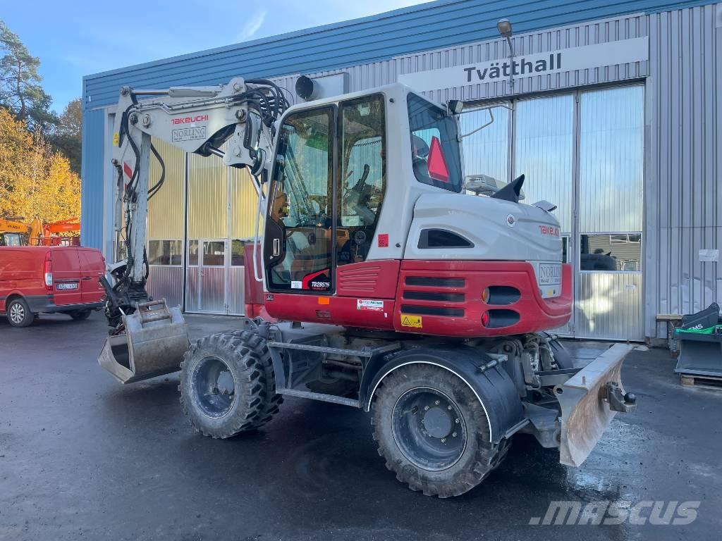 Takeuchi TB 295 W Gumikerekes kotrók