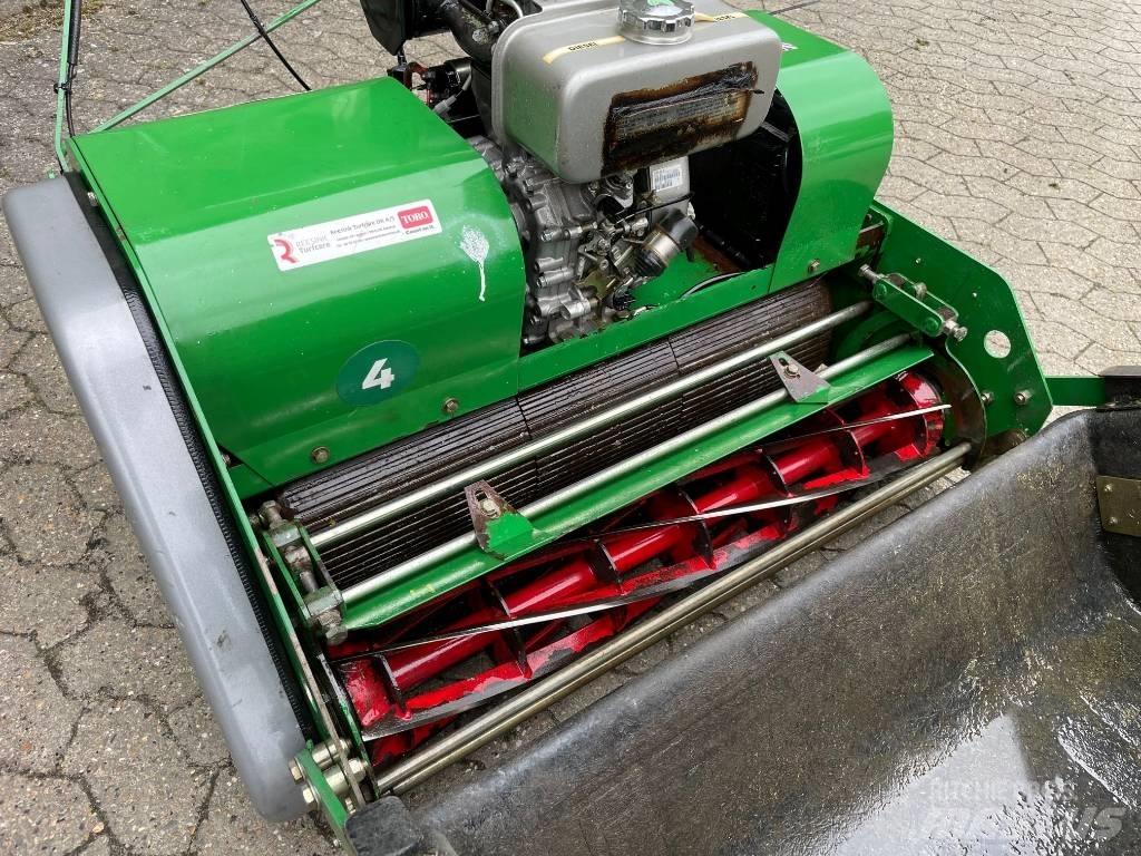 Dennis G860 Golfpálya karbantartó gépek