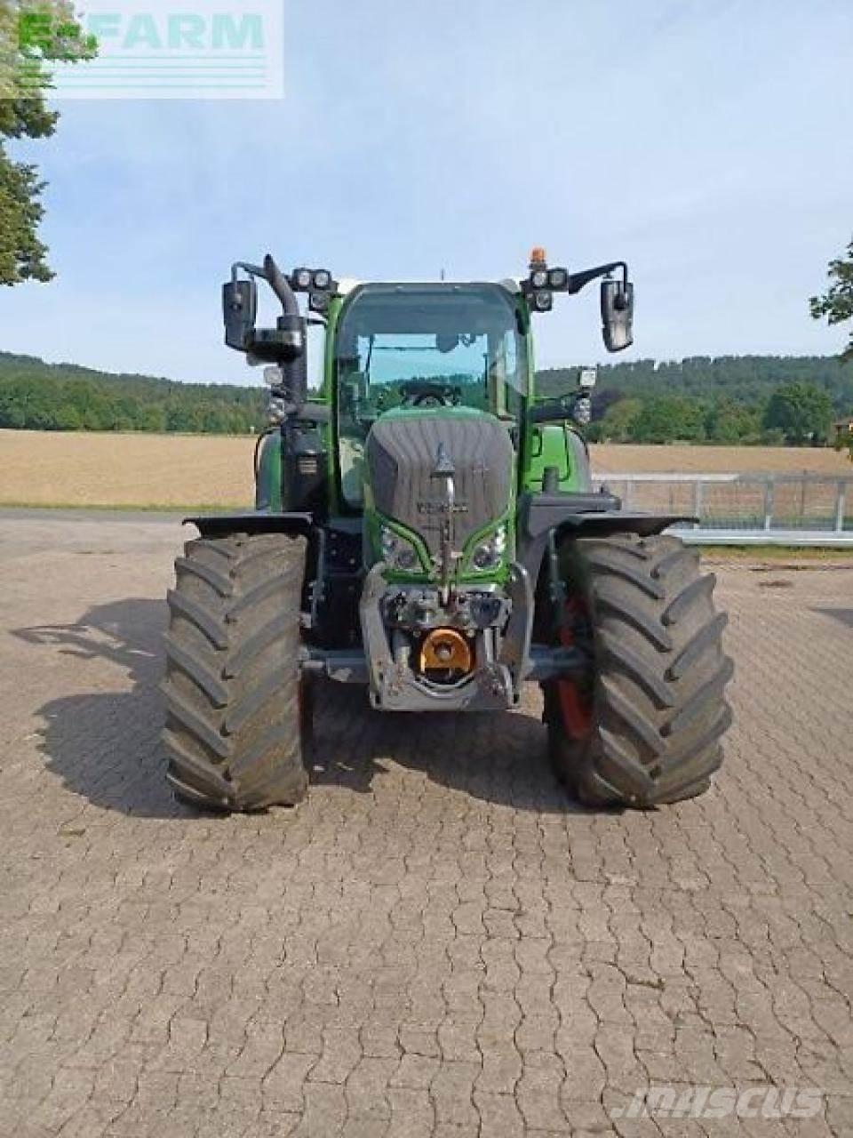 Fendt 718 s4 vario Traktorok