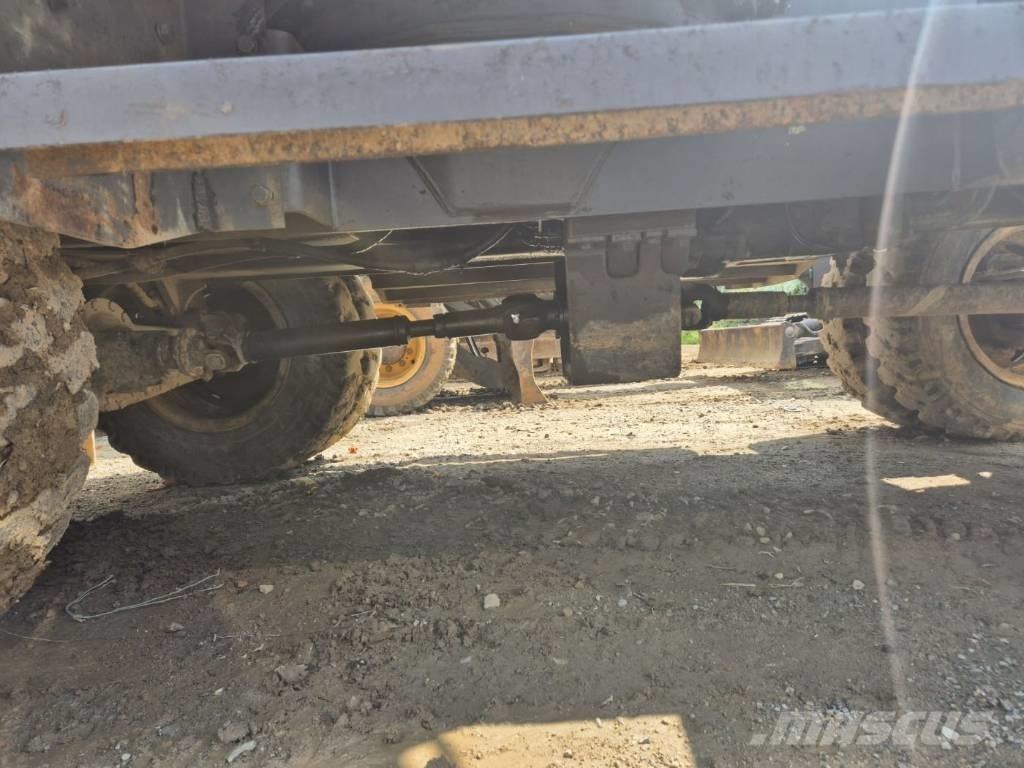 Volvo EW 145 Gumikerekes kotrók