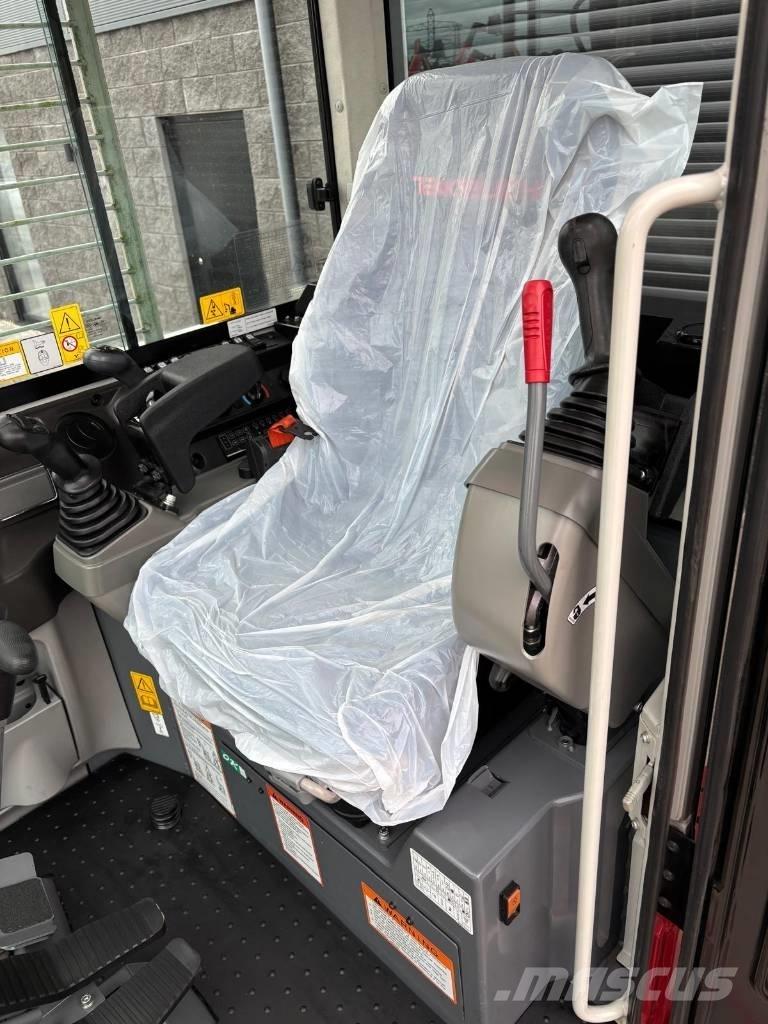 Takeuchi TB 280 FR Közepes (midi) kotrók 7 t - 12 t