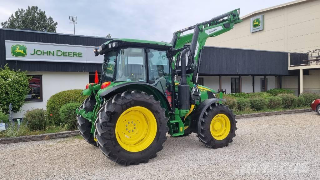 John Deere 5100M Traktorok