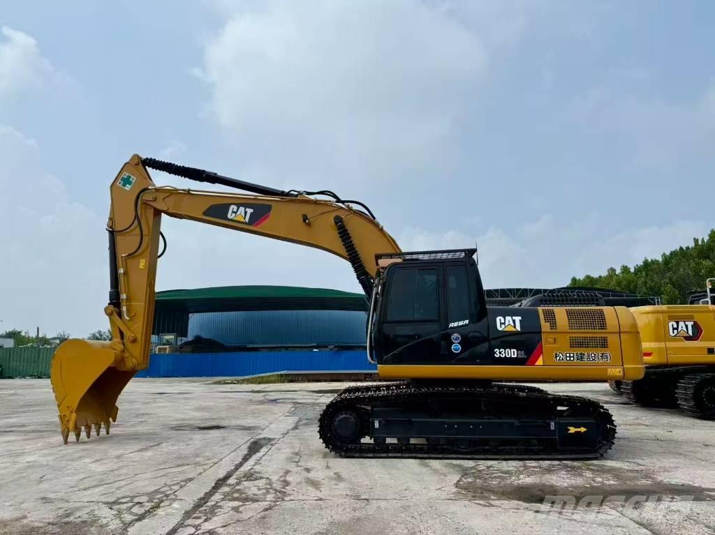 CAT 330 D2L Lánctalpas kotrók