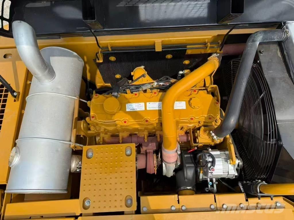 CAT 330 D2L Lánctalpas kotrók