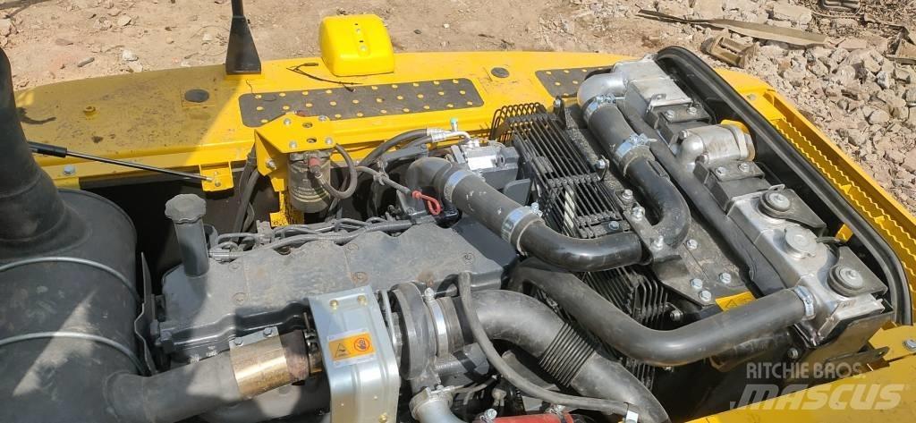 Komatsu pc200-8 Lánctalpas kotrók