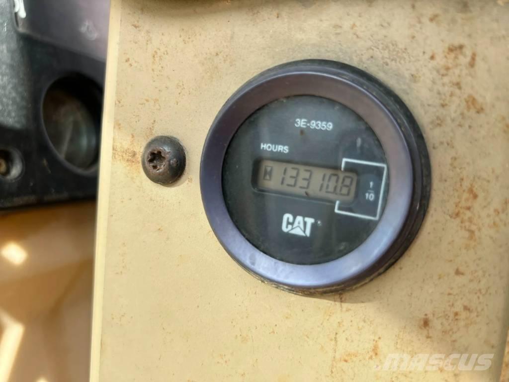 CAT 140H Gréderek