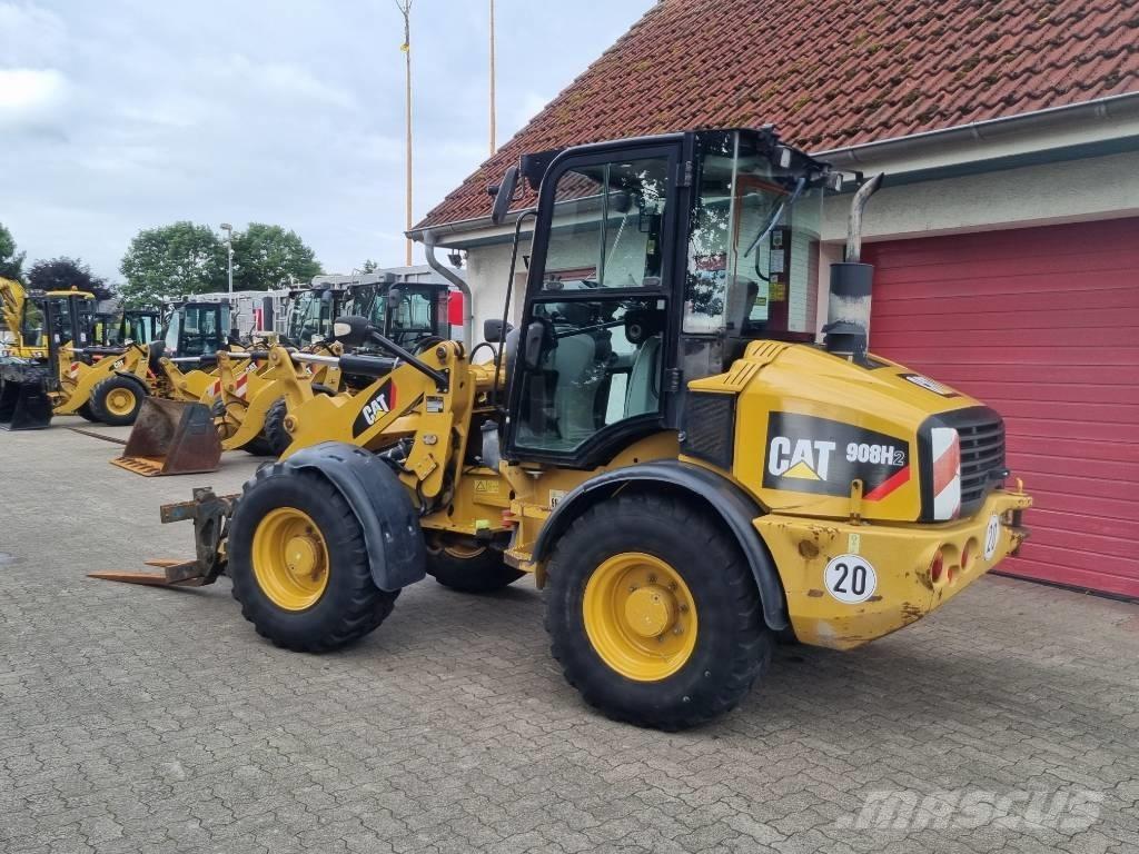 CAT 908 H 2 Gumikerekes homlokrakodók